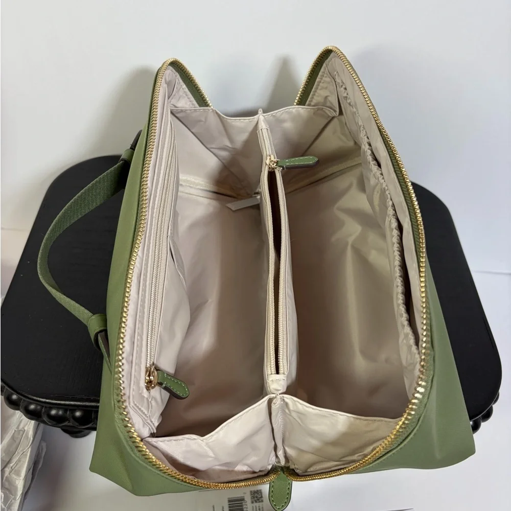 NEW Kate Spade Olive Toiletry Bag Set
